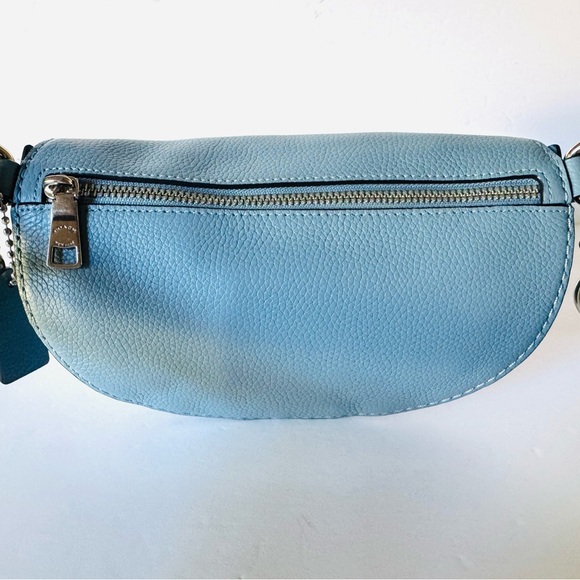 Authentic Coach Women's Silver/ Slate Peppled Leather Belt Bag. - Picture 7 of 11